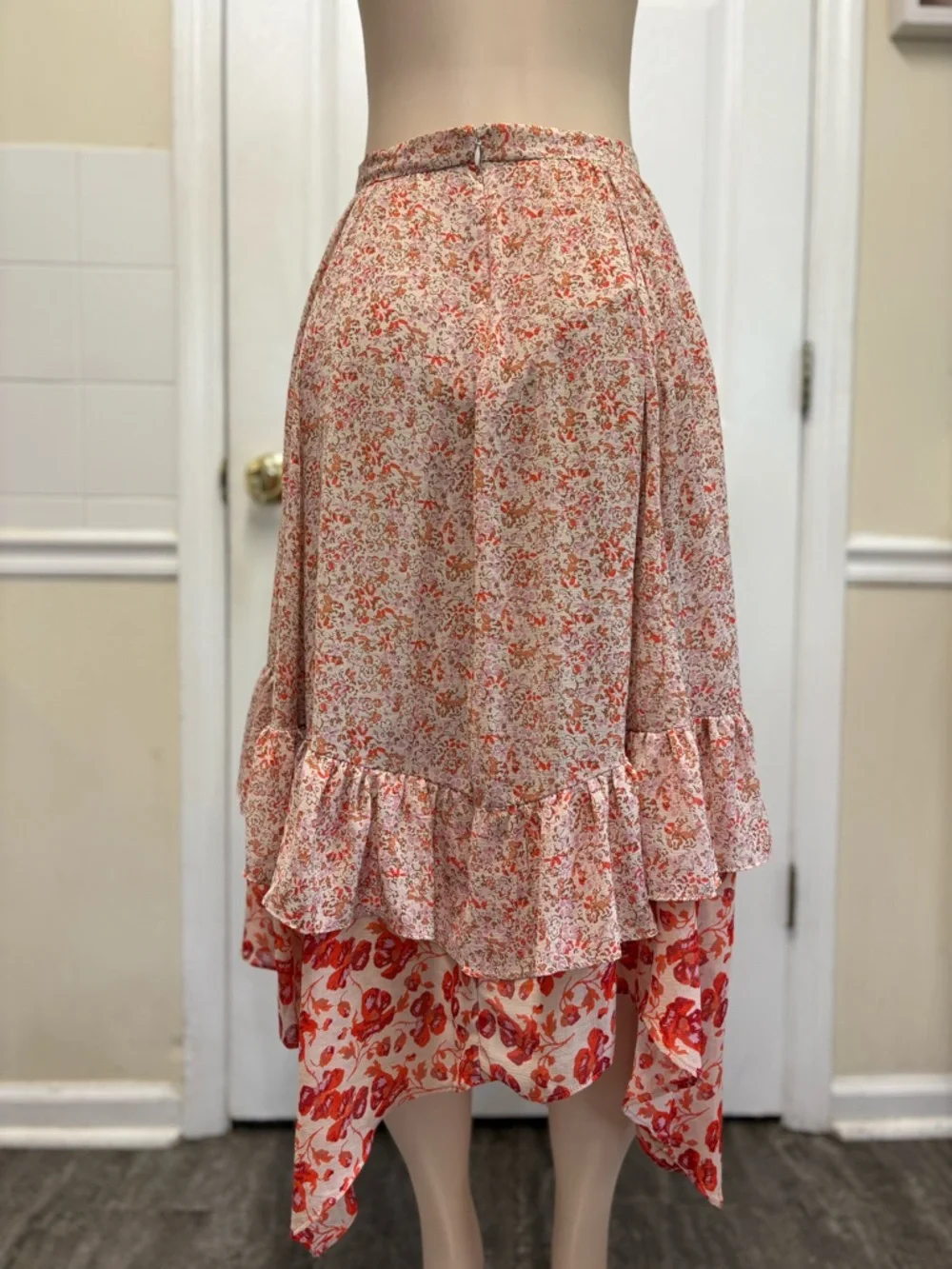 Free People Zuma Drippy Floral Handkerchief Ruffle Midi Skirt Size 6 Boho Prarie